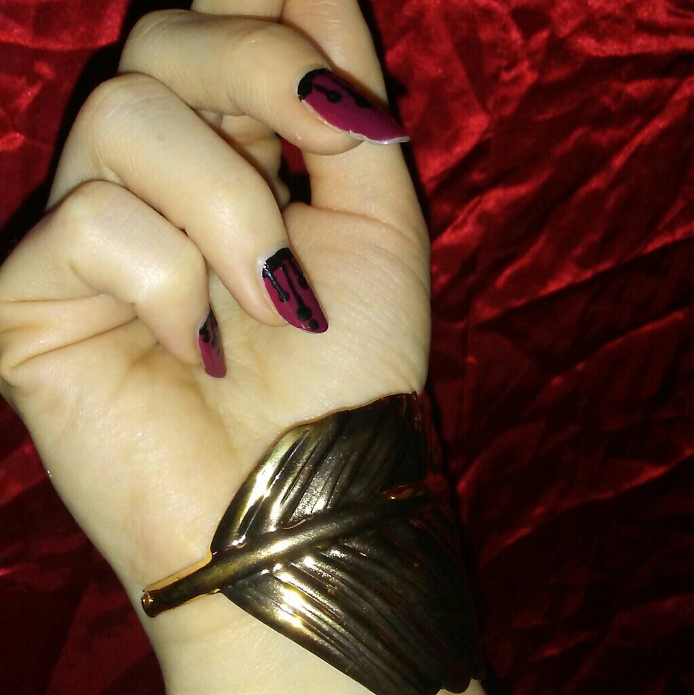 ⭐Golden Feather Bracelet